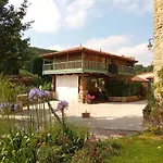 Paca Casa Rural. Arts And Landscape In Asturias Casa vacanze