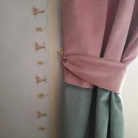 Paca Casa Rural. Arts And Landscape In Asturias Feriehus