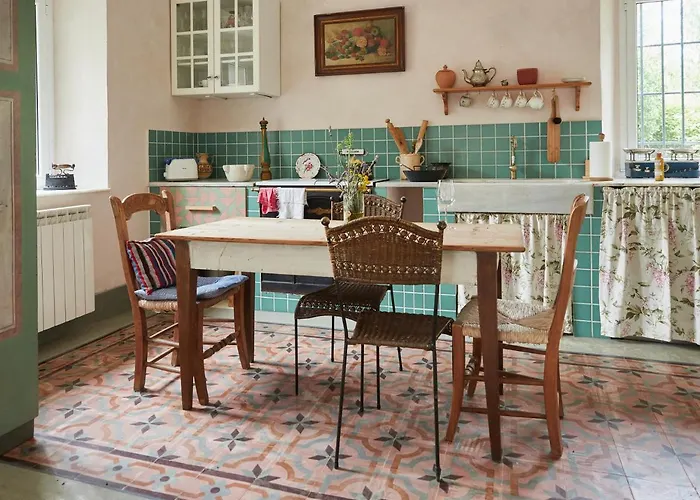 Paca Casa Rural. Arts And Landscape In Asturias Nyaraló *